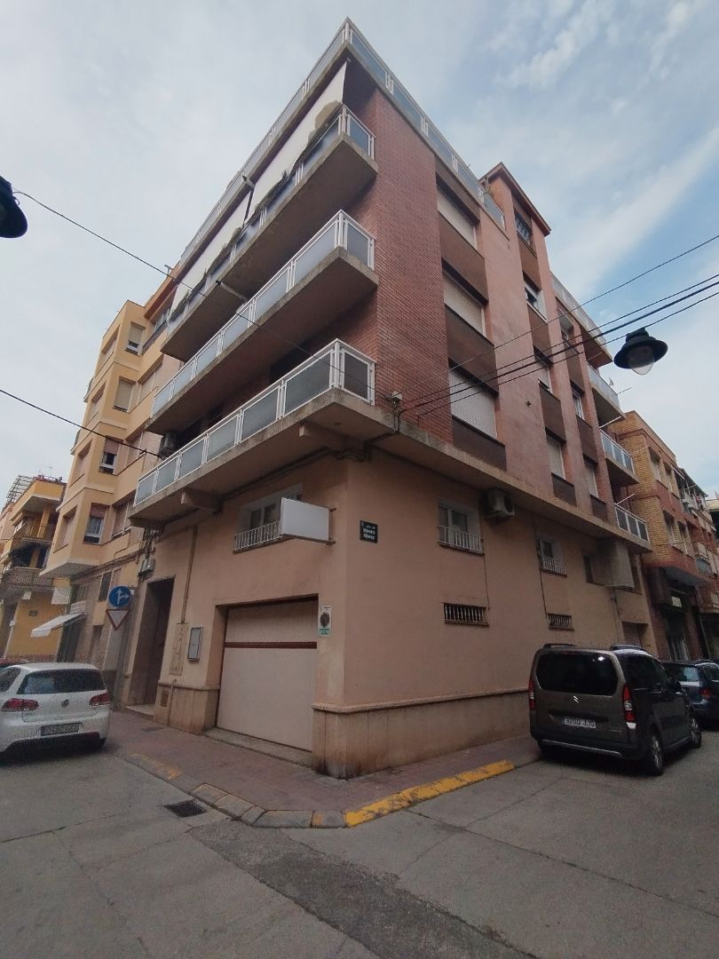 Vista exterior de Dúplex en venda en Fraga amb Calefacció, Terrassa i Moblat