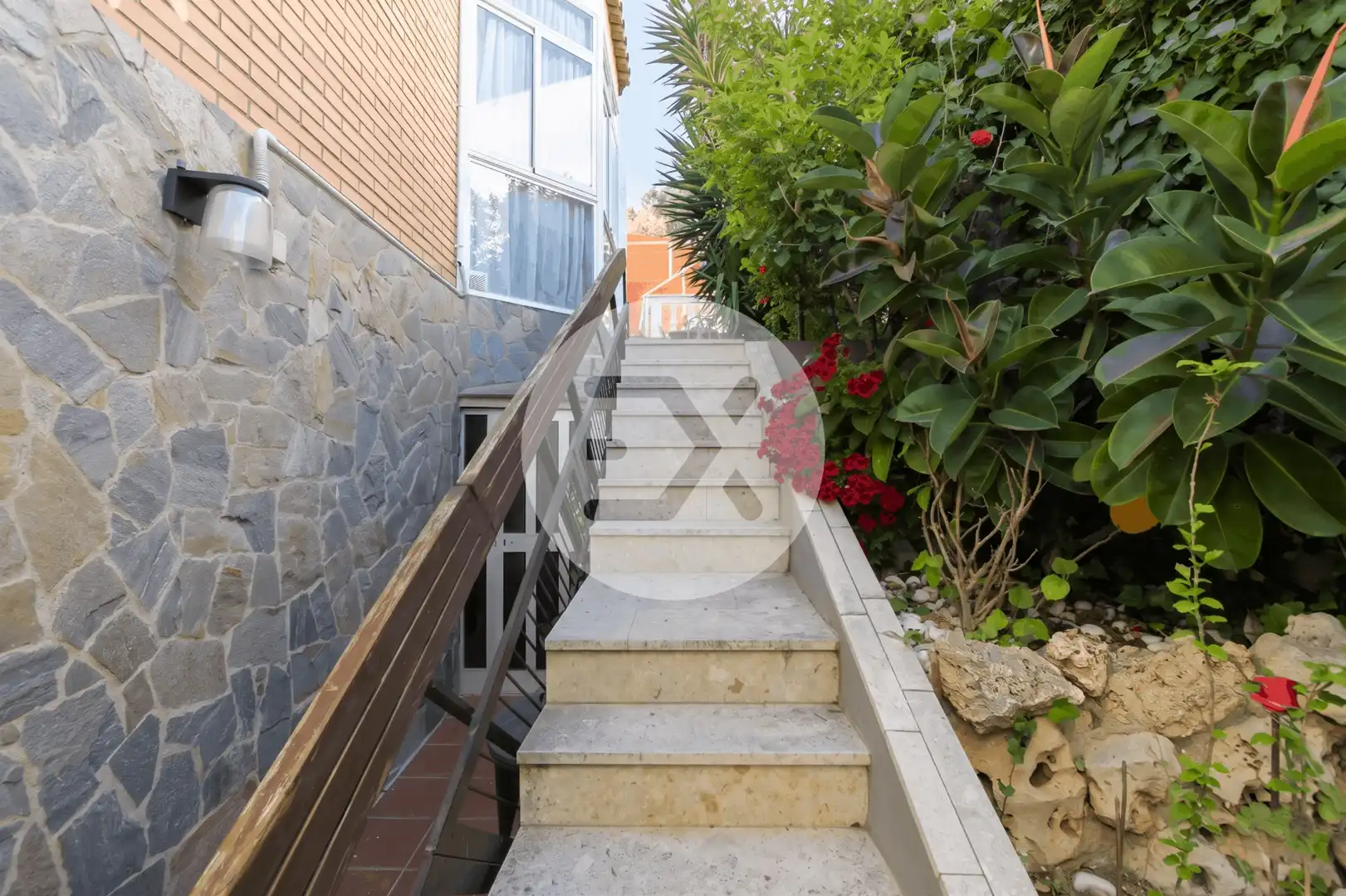 Terraza de Casa o chalet en venta en Sant Boi de Llobregat con Aire acondicionado, Calefacción y Jardín privado