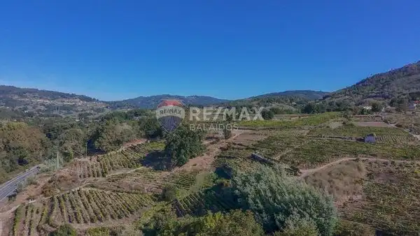 Casa o xalet en venda en Cenlle amb Jardí privat