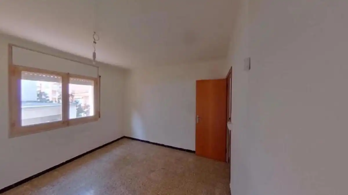 Bedroom of Apartments for sale in Salt  with Balcony