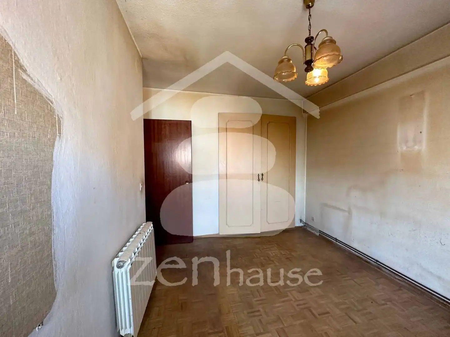 Habitación de Piso en venta en Madrid con Terraza