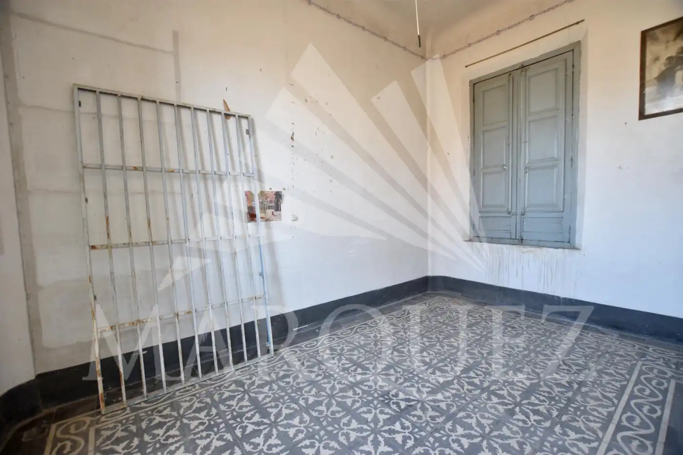 Gebäude zum Verkauf in Granada