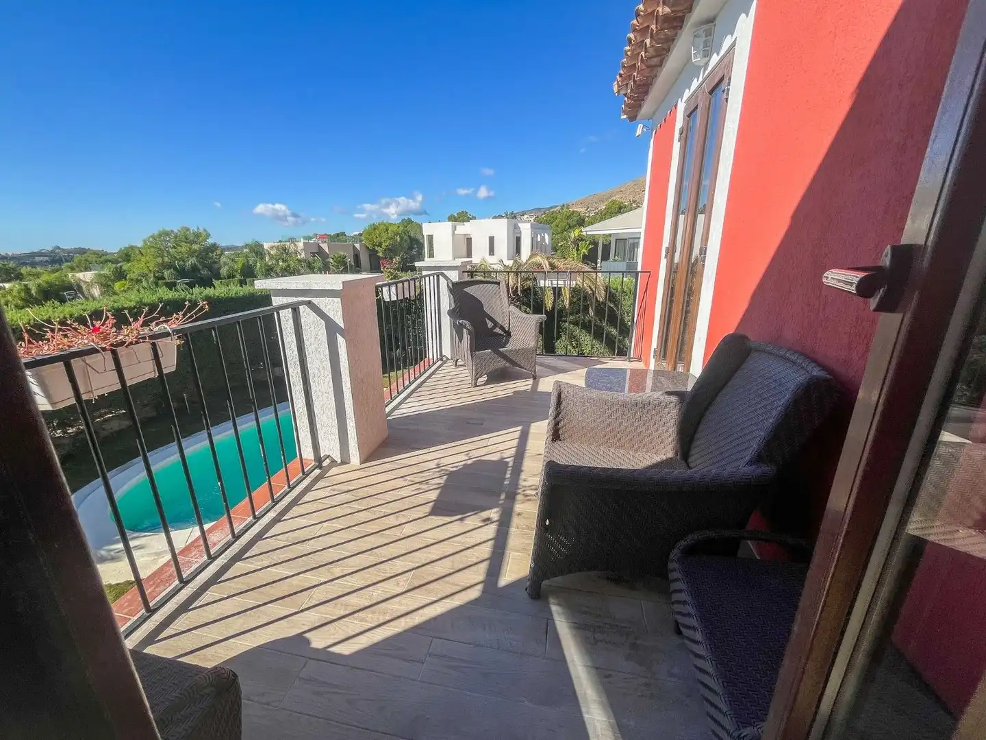 Villa con terrazza in vendita a Golf Bahía, imagen 43