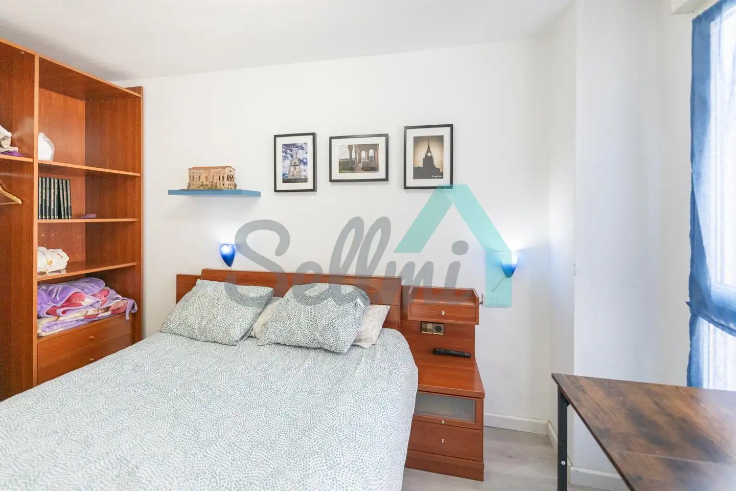 Bedroom of Flat for share in Oviedo   with Heating, Furnished and Internet