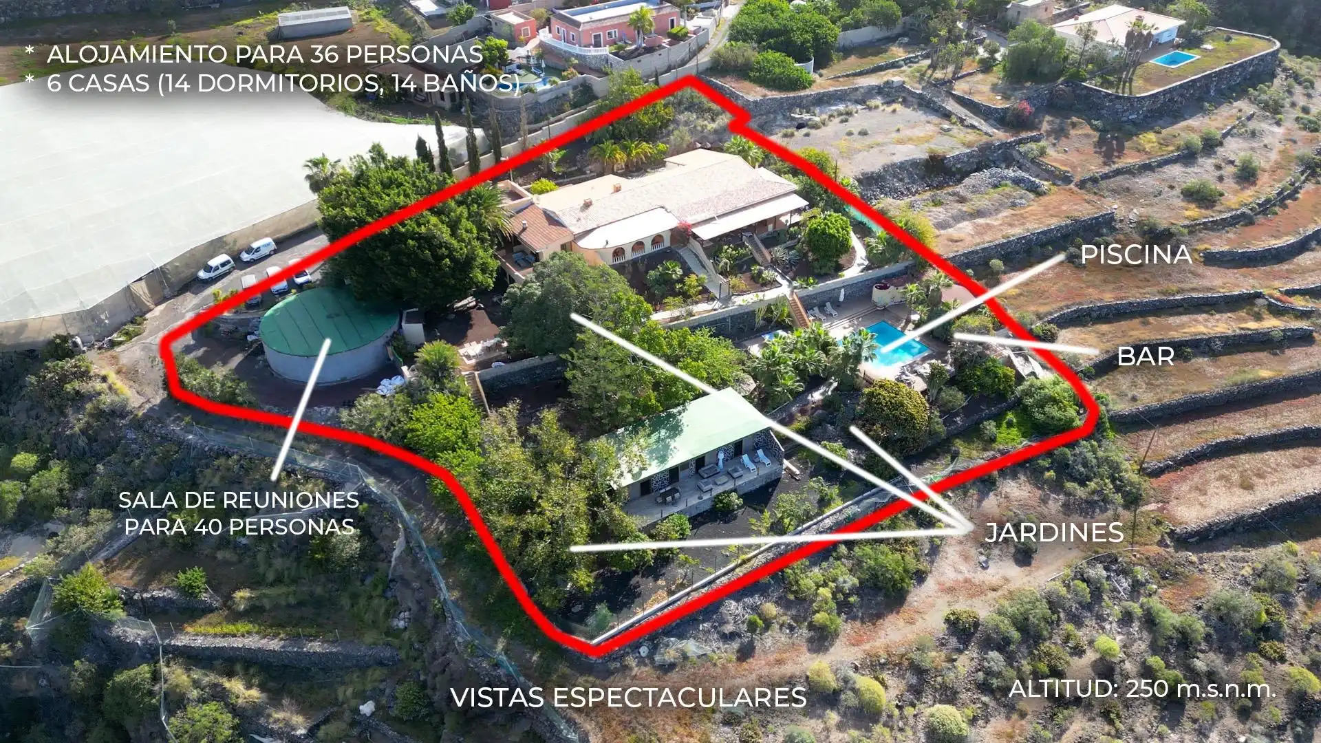 Vista exterior de Casa o xalet en venda en Guía de Isora amb Aire condicionat, Jardí privat i Terrassa