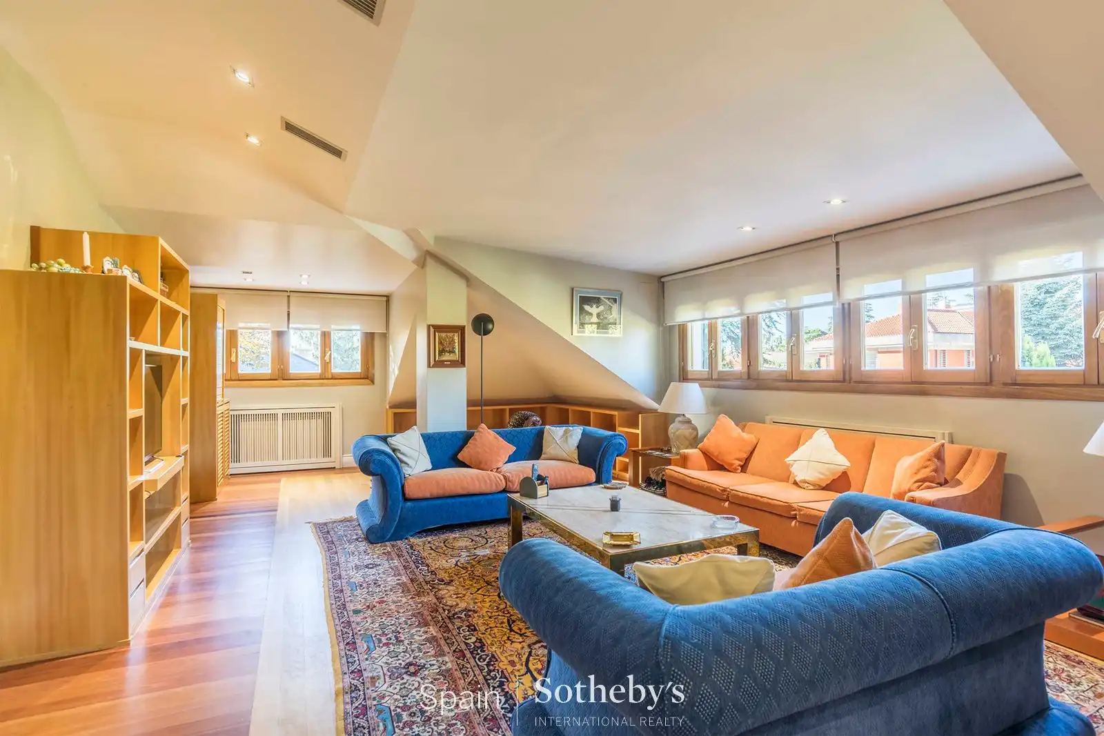 Sala de estar de Casa o chalet en venta en Madrid con Calefacción, Jardín privado y Piscina