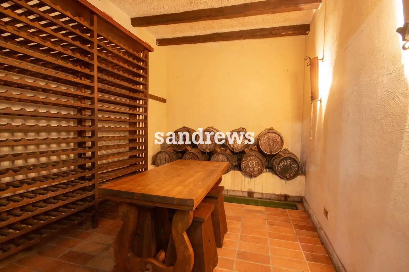 Einfamilien-Reihenhaus zum Verkauf in Ordis mit Heizung, Privatgarten und Terrasse