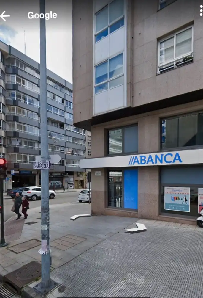 Vista exterior de Local en venta en Vigo 