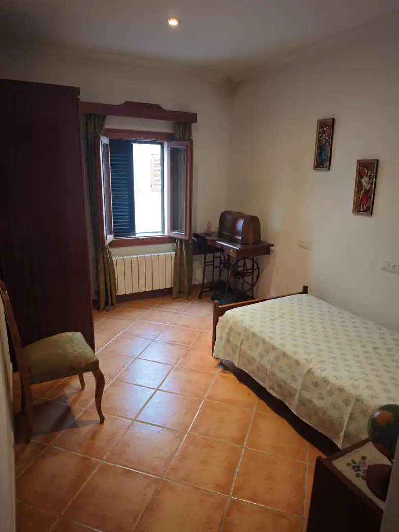 Schlafzimmer von Haus oder Chalet zum Verkauf in Pollença mit Klimaanlage, Heizung und Terrasse