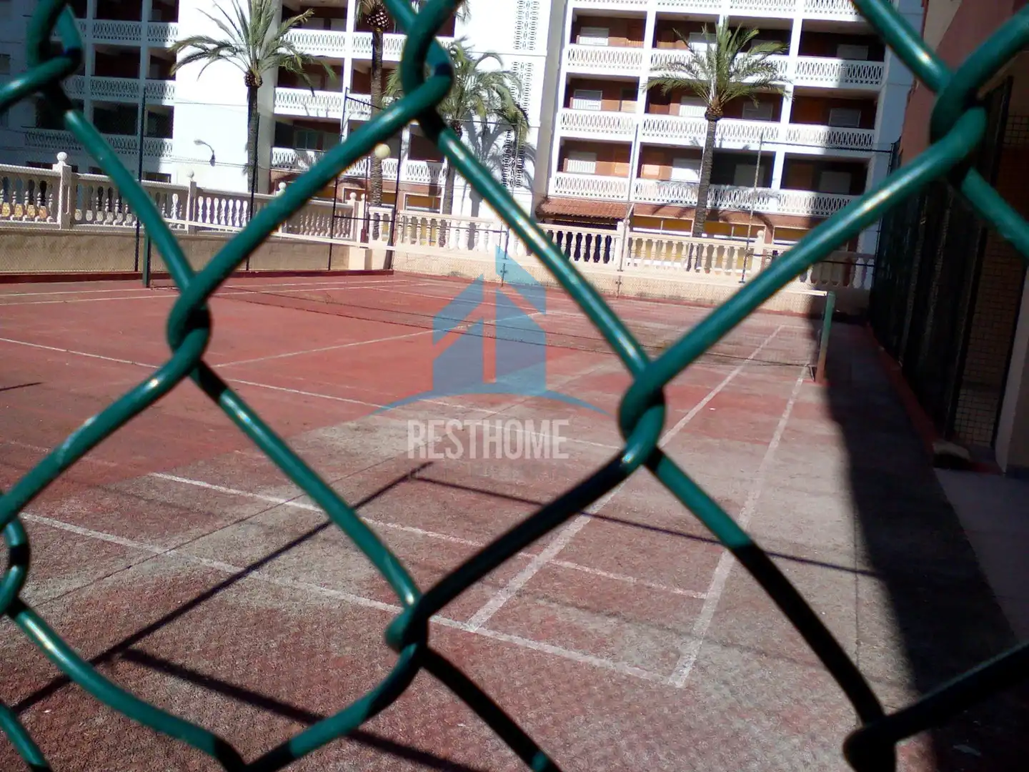 Vista exterior de Apartamento de alquiler en Cullera con Terraza, Amueblado y Piscina comunitaria