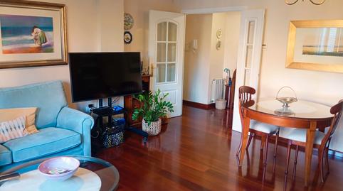 Foto 2 de Pis en venda a Avenida Tomás Romero de Castilla, 5, Valdepasillas - La Paz - Huerta Rosales, Badajoz