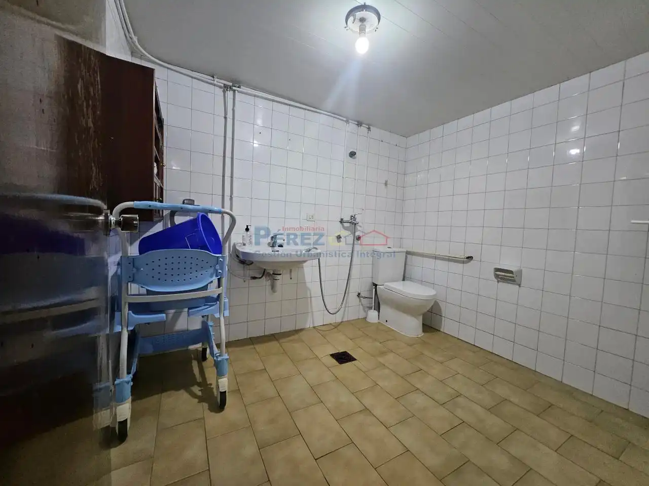 Baño de Finca rústica en venta en Cabanas con Calefacción y Jardín privado