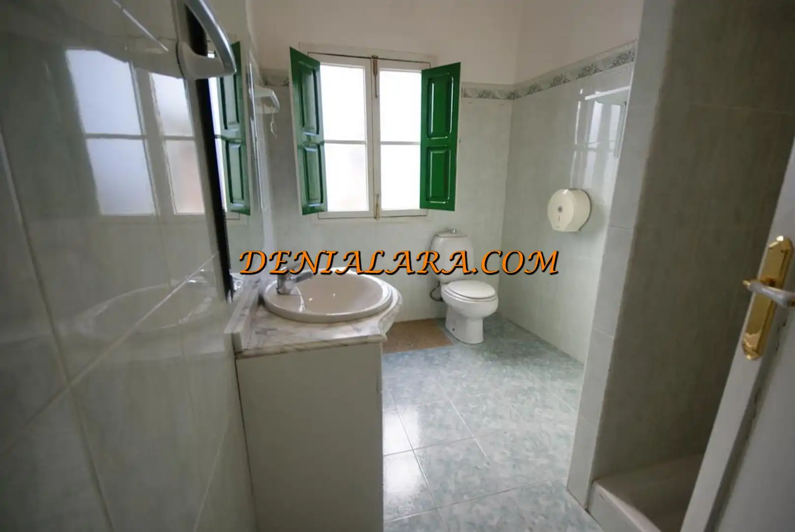 Badezimmer von Gebäude zum Verkauf in Dénia
