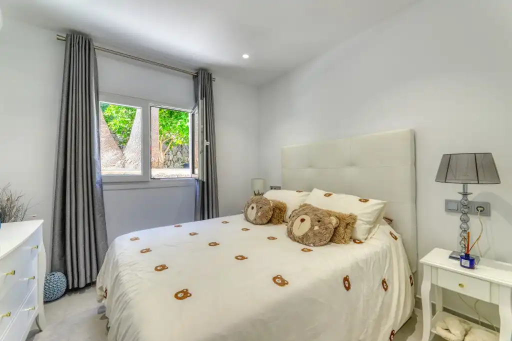 Bedroom of Houses for sale in Calvià  with Private garden, Terrace and Swimming Pool