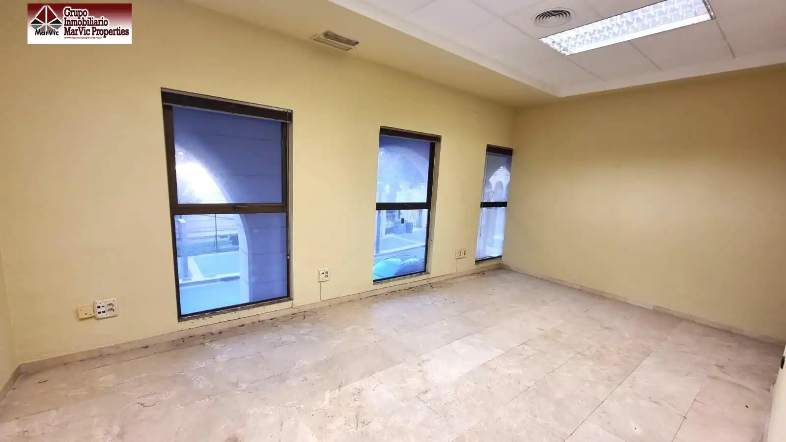Büro mit Aufzug zur Miete in Centro Urbano
