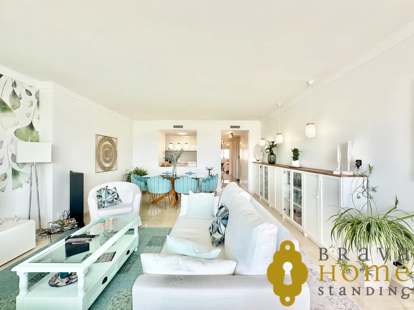 Sala d'estar de Pis en venda en Empuriabrava amb Aire condicionat, Terrassa i Piscina comunitària