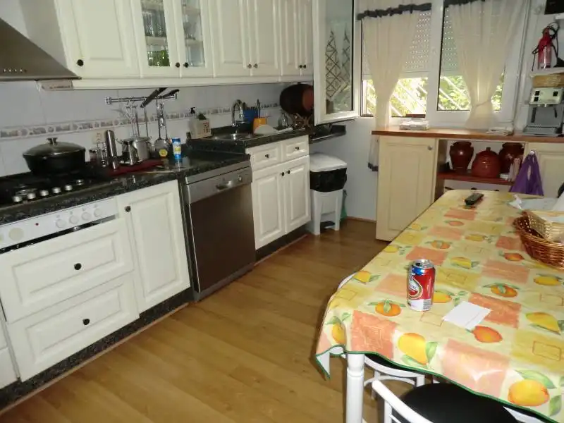 Cuina de Casa o xalet en venda en Alicante / Alacant amb Aire condicionat, Terrassa i Traster