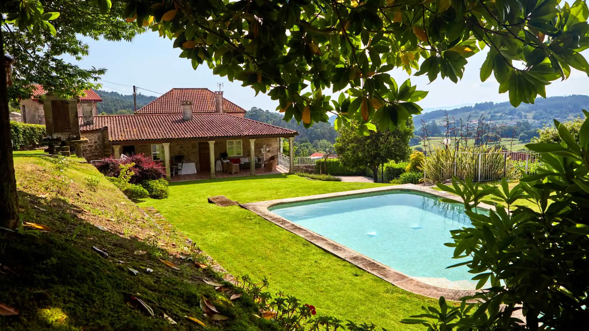 Casa con terraza en venta en Lugar a Costa 12