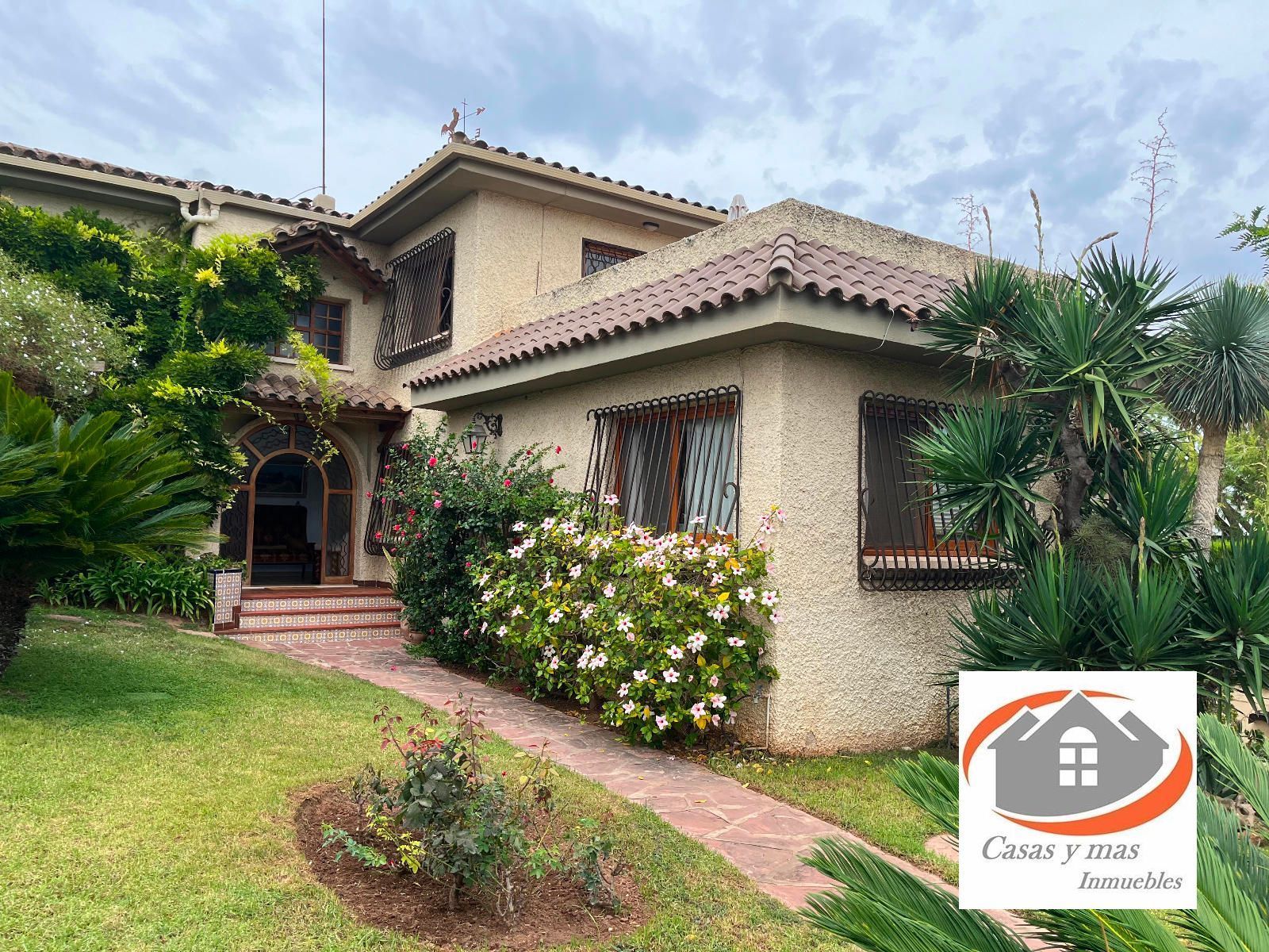 Vista exterior de Casa o chalet en venta en Castellón de la Plana / Castelló de la Plana con Calefacción, Terraza y Piscina
