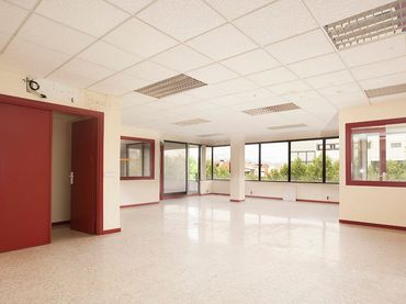 Oficina amb ascensor de lloguer a DE LAS PALMERAS 6