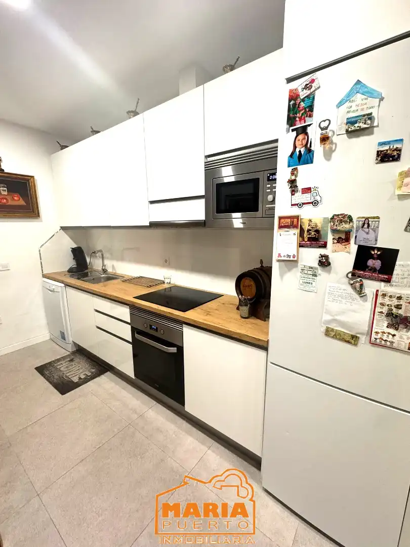 Kitchen of Flat for sale in Málaga  with Storage room and Furnished