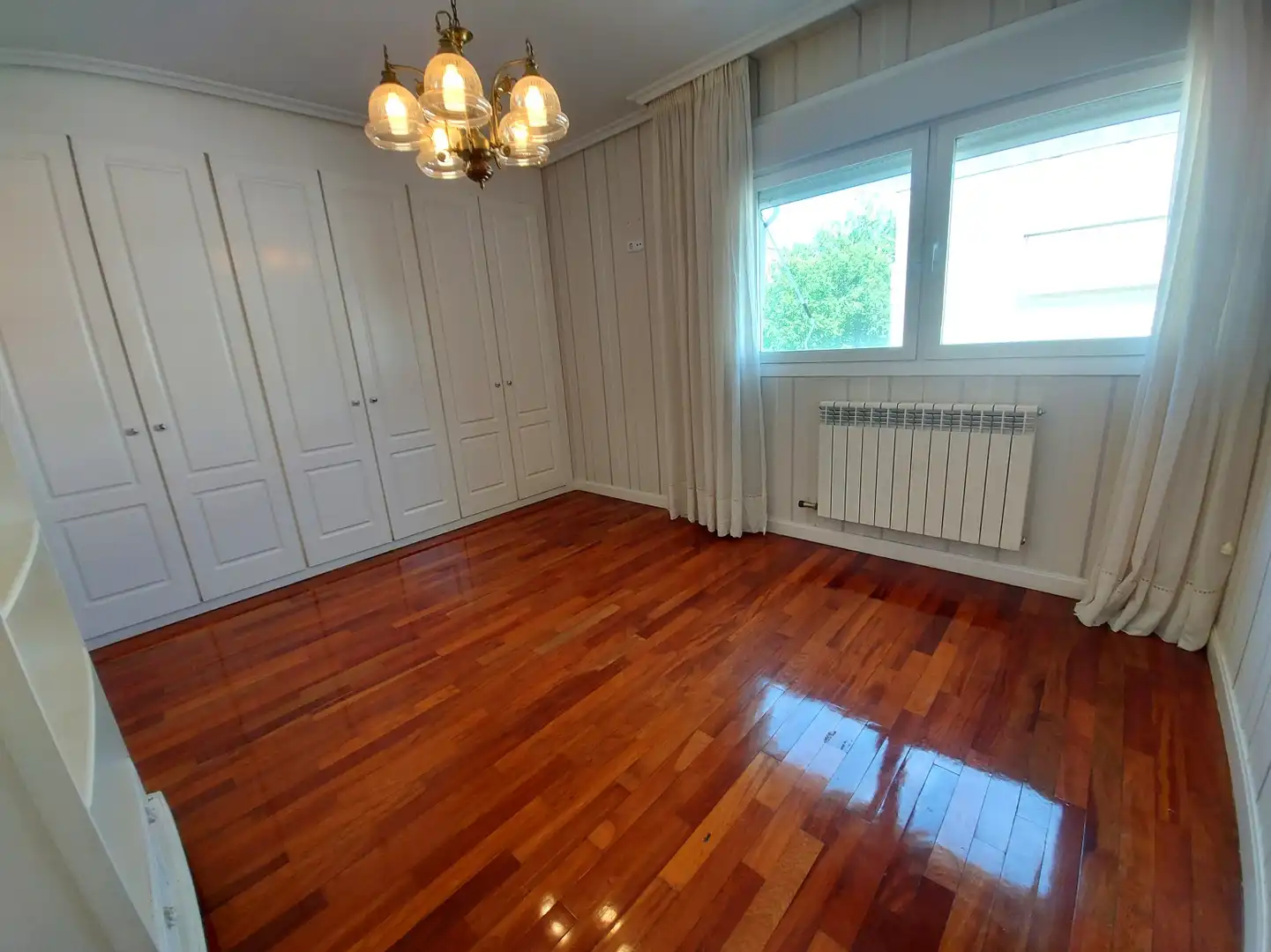 Schlafzimmer von Wohnung zum Verkauf in  Logroño mit Heizung, Parkett und Terrasse