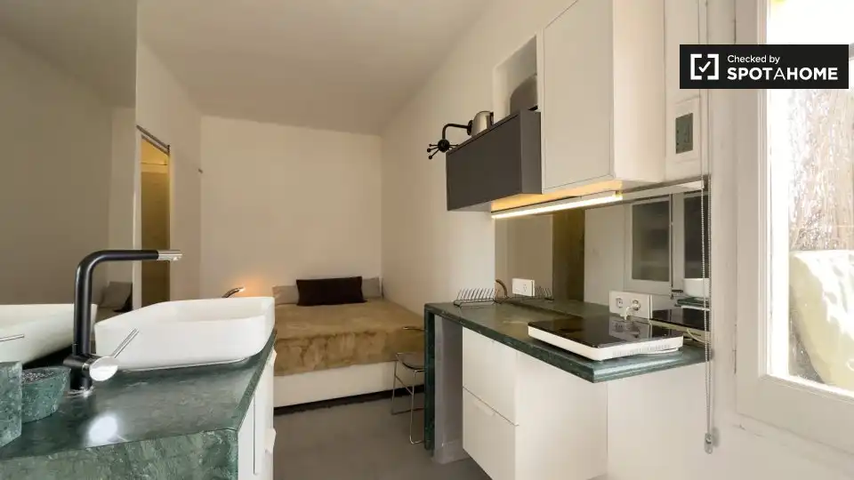 Appartamento con terrazza in affitto a Ciutat Vella, imagen 2
