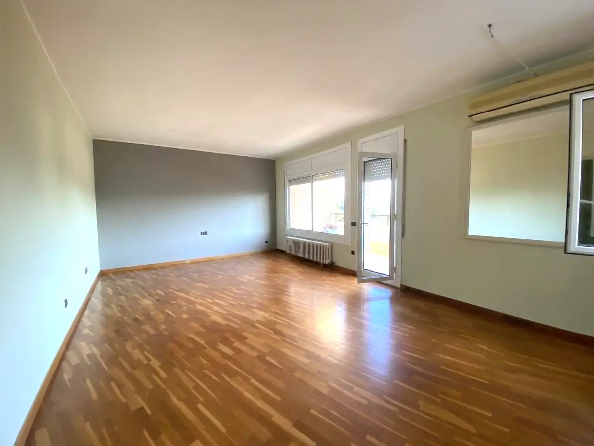 Sala de estar de Casa o chalet en venta en La Palma de Cervelló con Calefacción, Terraza y Trastero