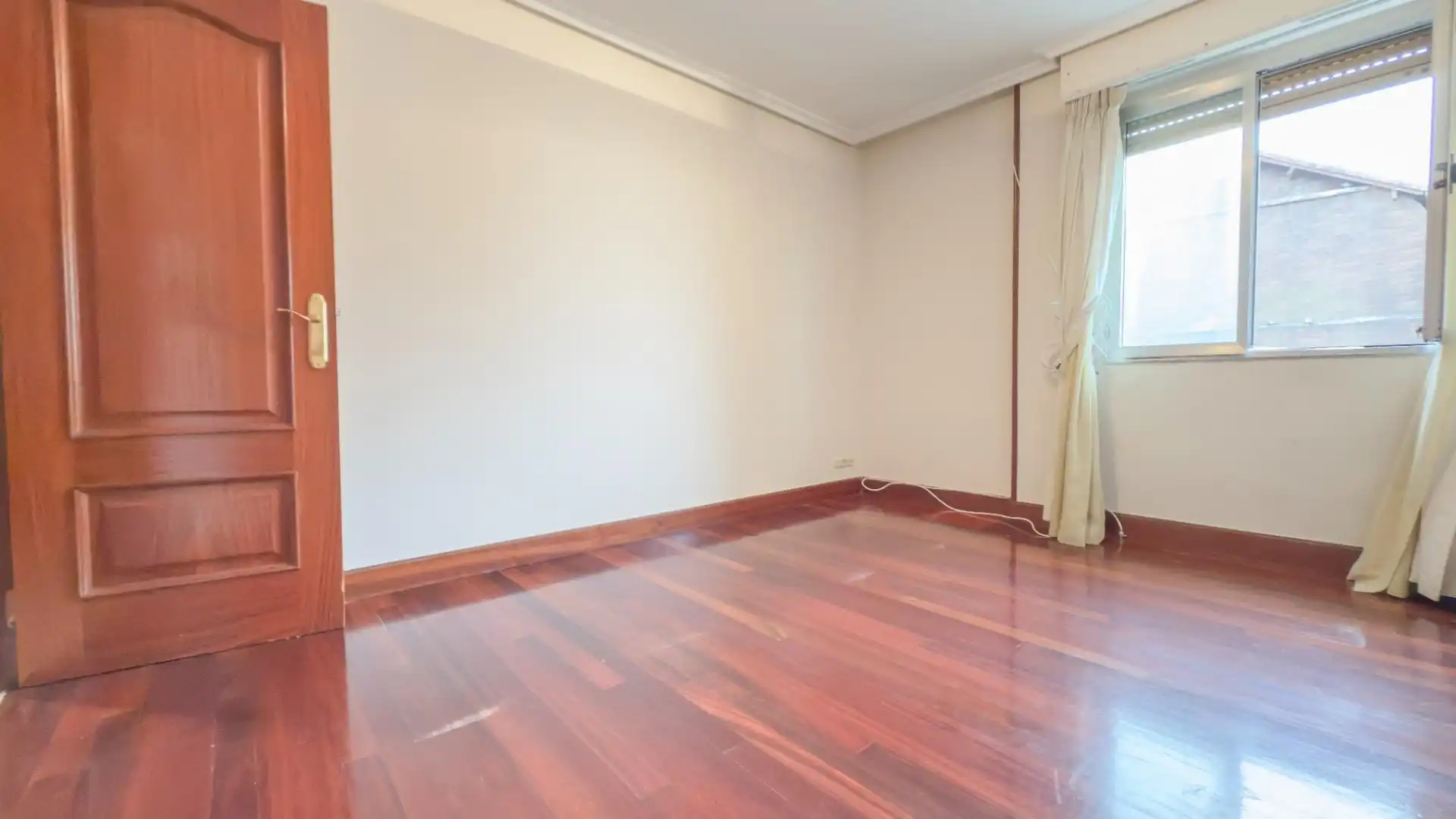 Piso en venta en Calle de San Blas, Gros