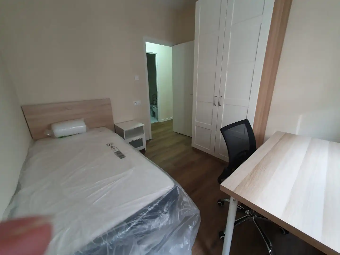 Habitación de Piso de alquiler en Ourense Capital  con Calefacción y Amueblado