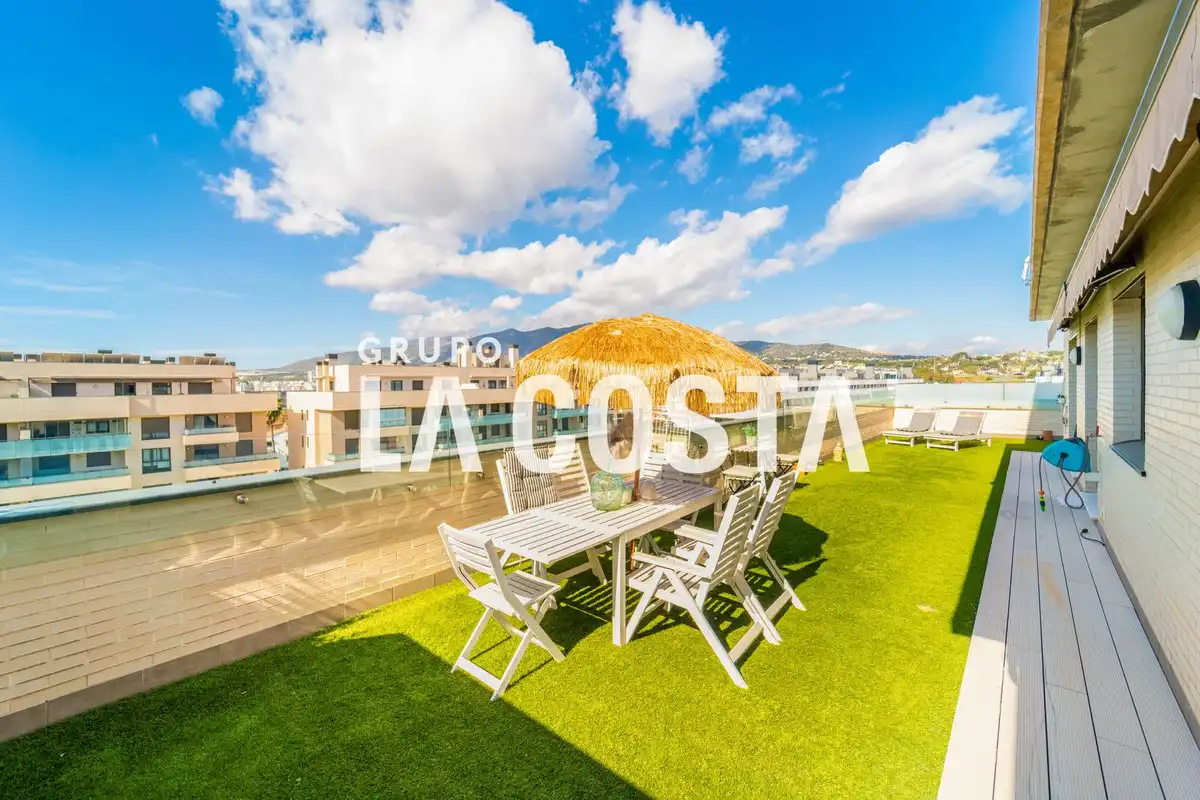 Terraza de Ático en venta en Torremolinos con Aire acondicionado, Terraza y Trastero