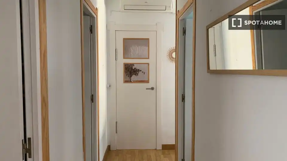 Flat for share in Alicante / Alacant  with Air Conditioner, Terrace and Furnished