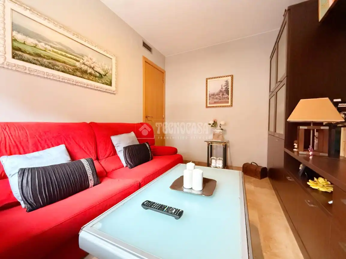 Sala de estar de Piso en venta en Sant Boi de Llobregat con Aire acondicionado, Calefacción y Terraza