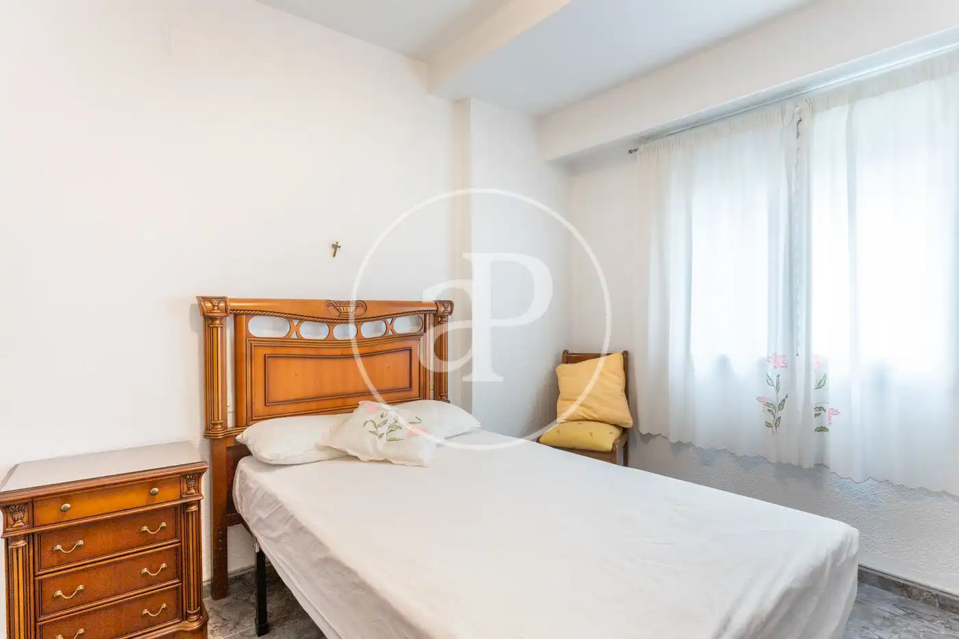 Habitación de Piso en venta en Valencia con Calefacción y Amueblado