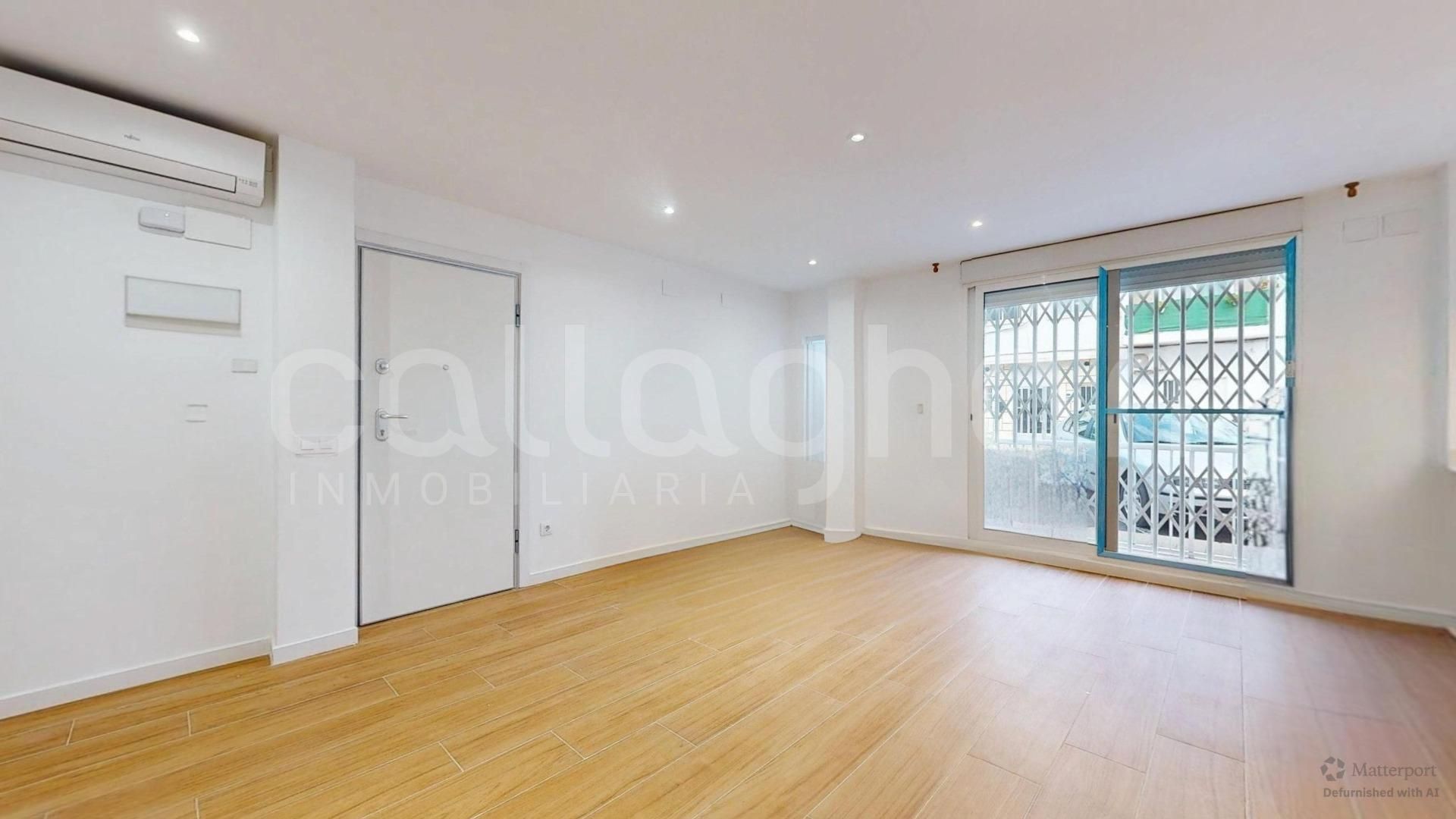 Flat for sale in Benetússer  with Air Conditioner and Balcony