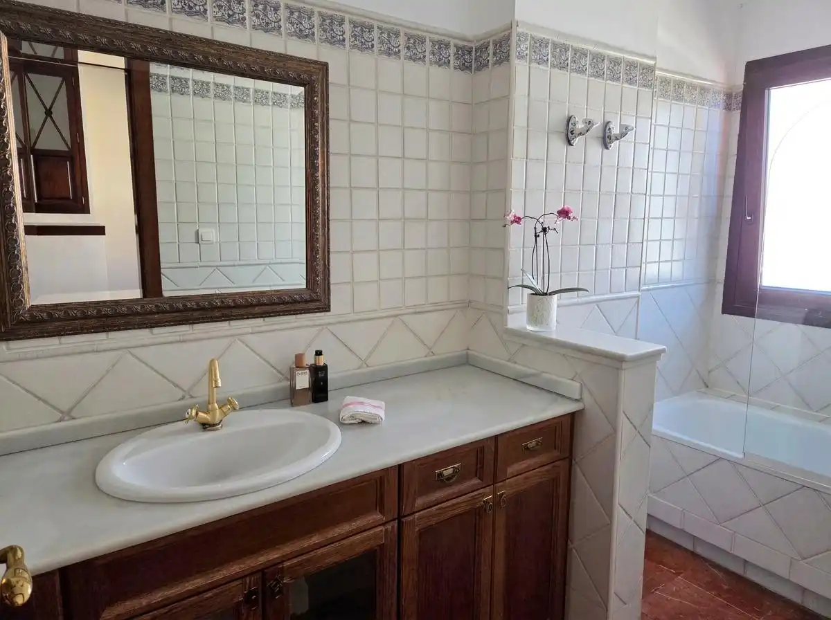 Bany de Casa o xalet de lloguer en Granada amb Calefacció i Terrassa