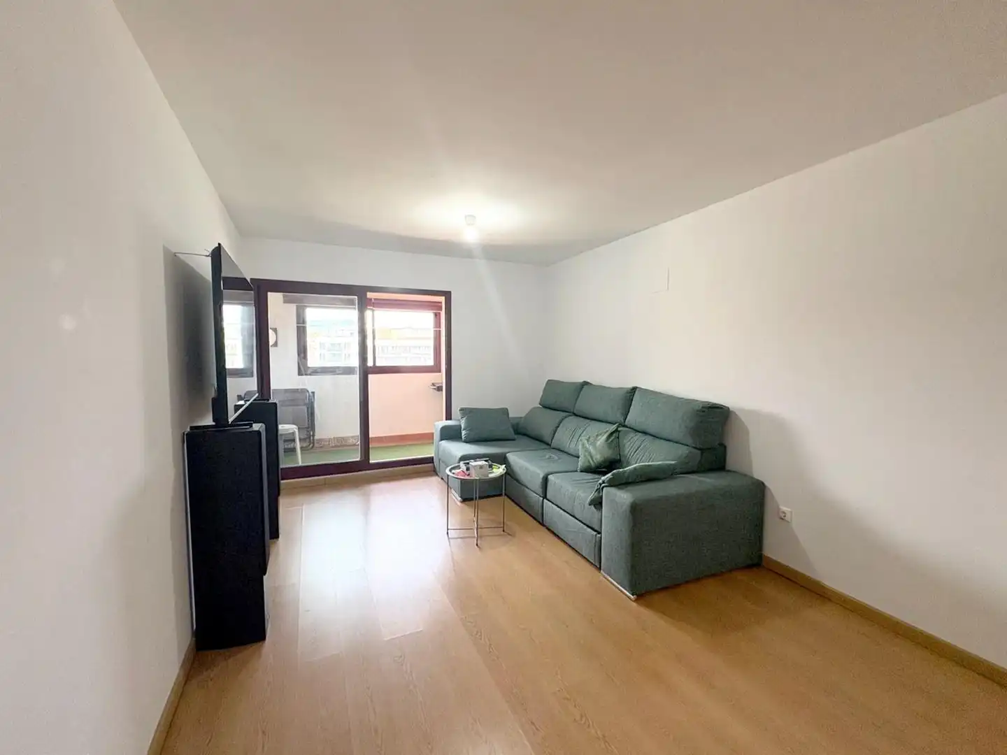 Sala d'estar de Pis en venda en Málaga amb Jardí privat, Terrassa i Traster