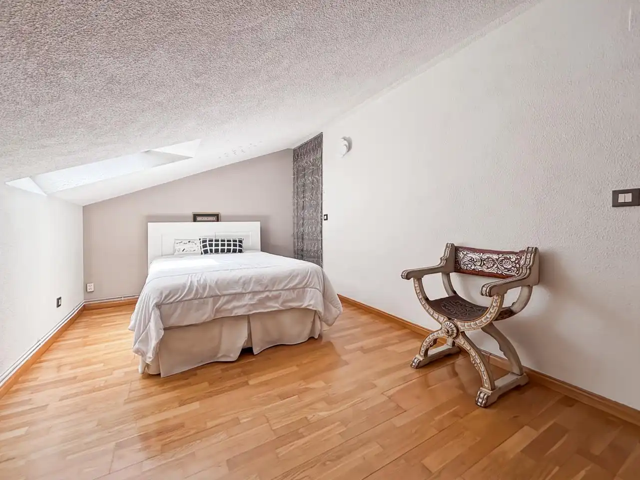 Habitación de Dúplex en venta en Galapagar con Calefacción y Terraza