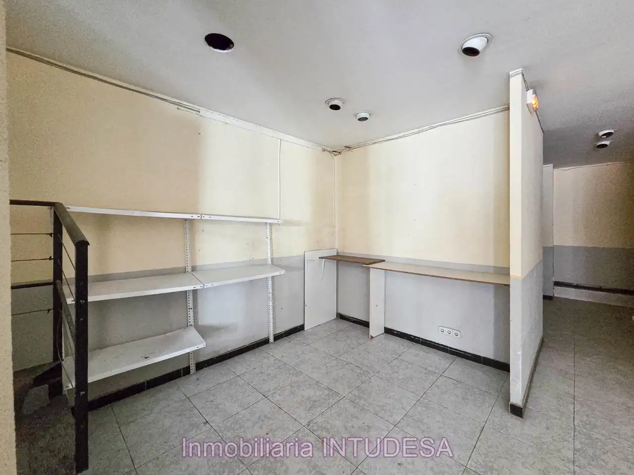 Local comercial de lloguer a Diaz Bravo, imagen 5
