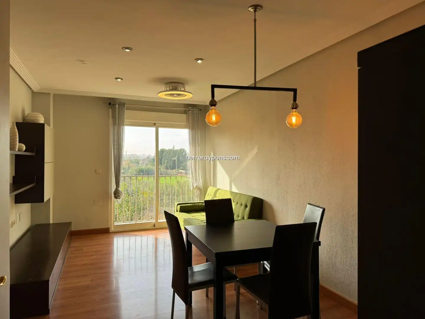 Dining room of Flat for sale in Murcia  with Air Conditioner and Storage room