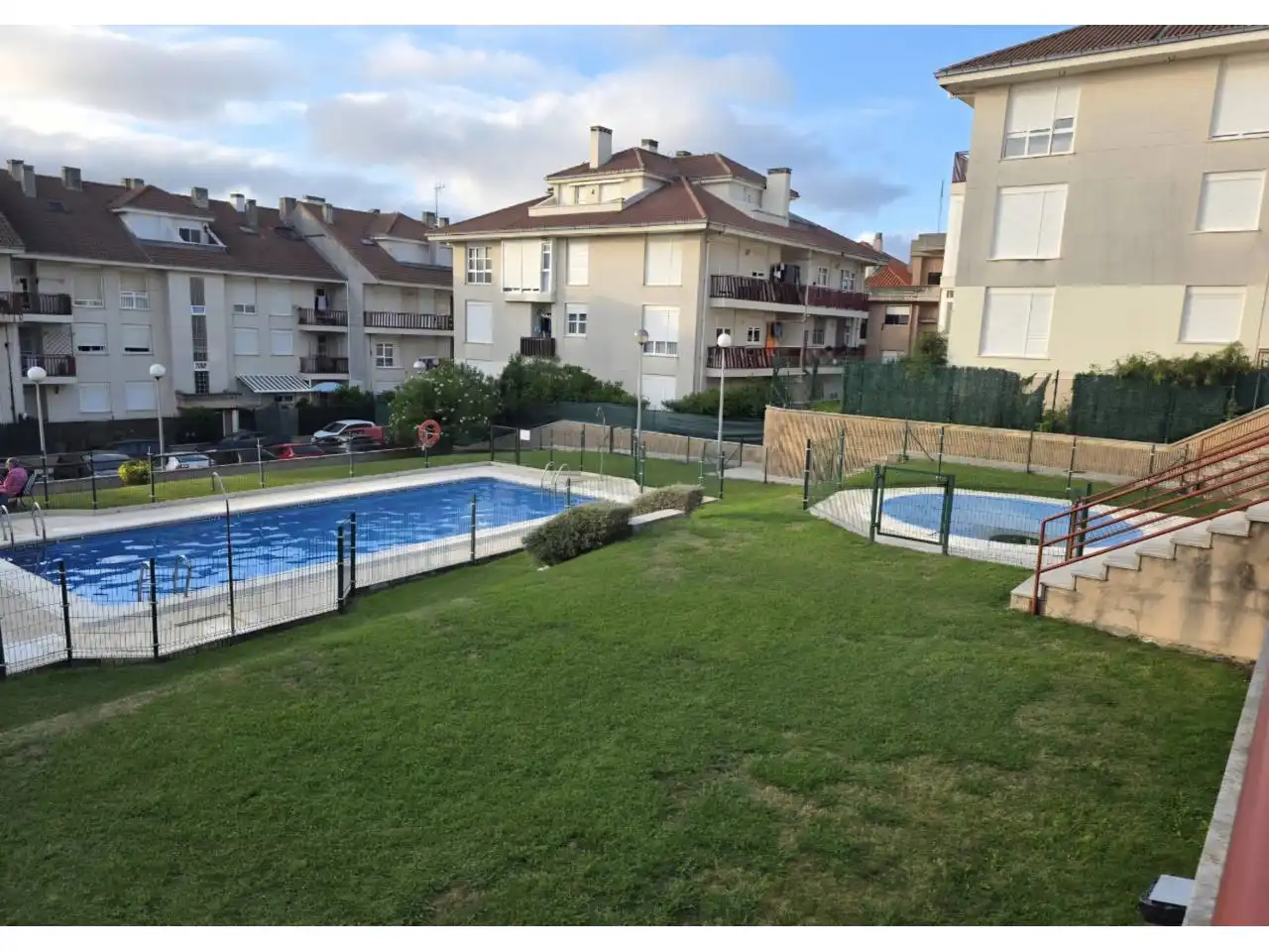 Piscina de Piso en venta en Piélagos con Calefacción, Terraza y Amueblado