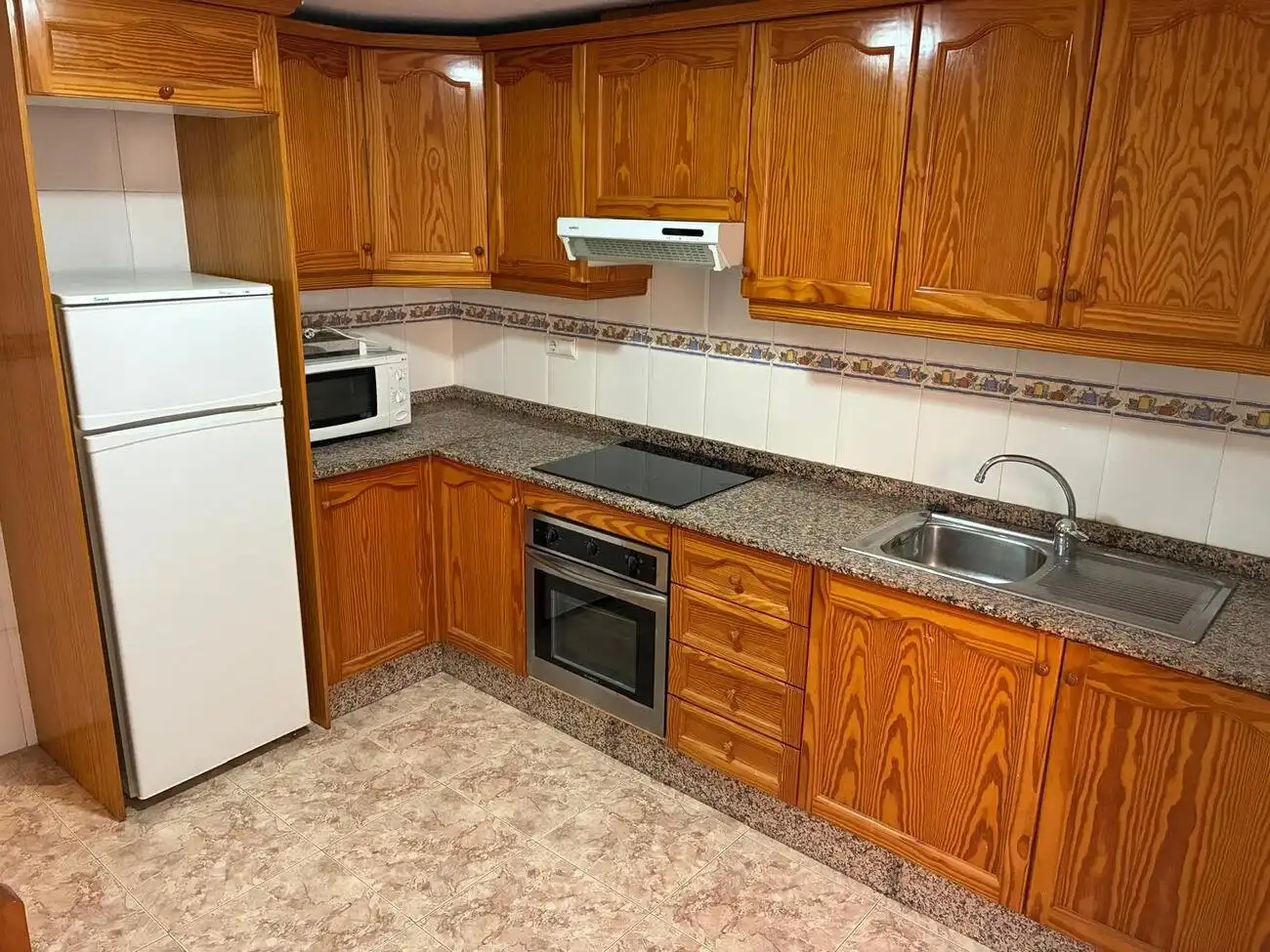 Cocina de Apartamento en venta en Almoradí con Calefacción, Terraza y Amueblado