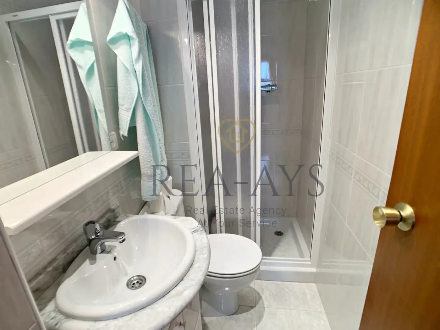 Baño de Casa o chalet en venta en Vallirana con Jardín privado, Terraza y Trastero
