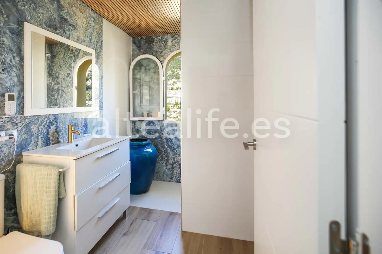 Bathroom of Houses for sale in Altea  with Air Conditioner, Private garden and Terrace