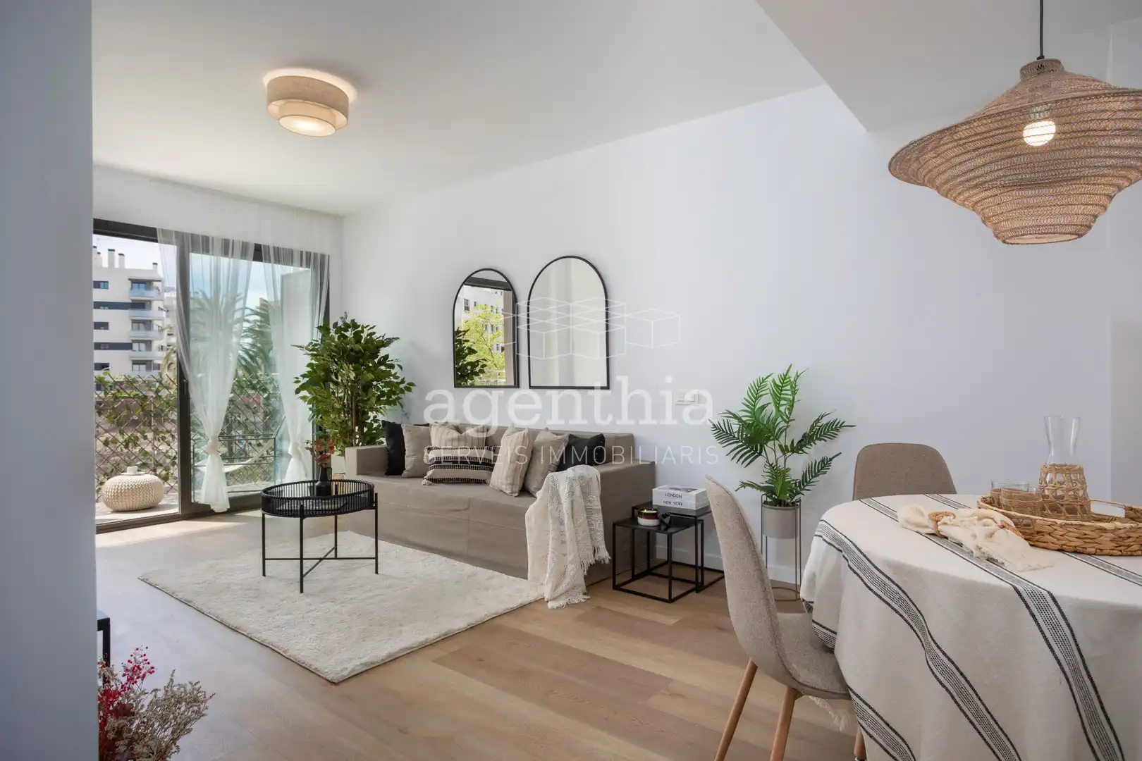 Appartamento con terrazza in vendita a RIU TERRI