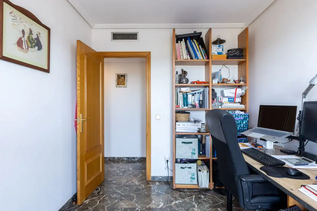 Piso en venta en Valencia con Aire acondicionado, Calefacción y Jardín privado