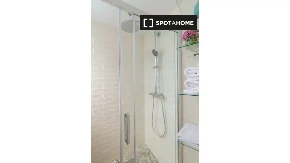 Appartamento con terrazza in affitto a Centro, imagen 13