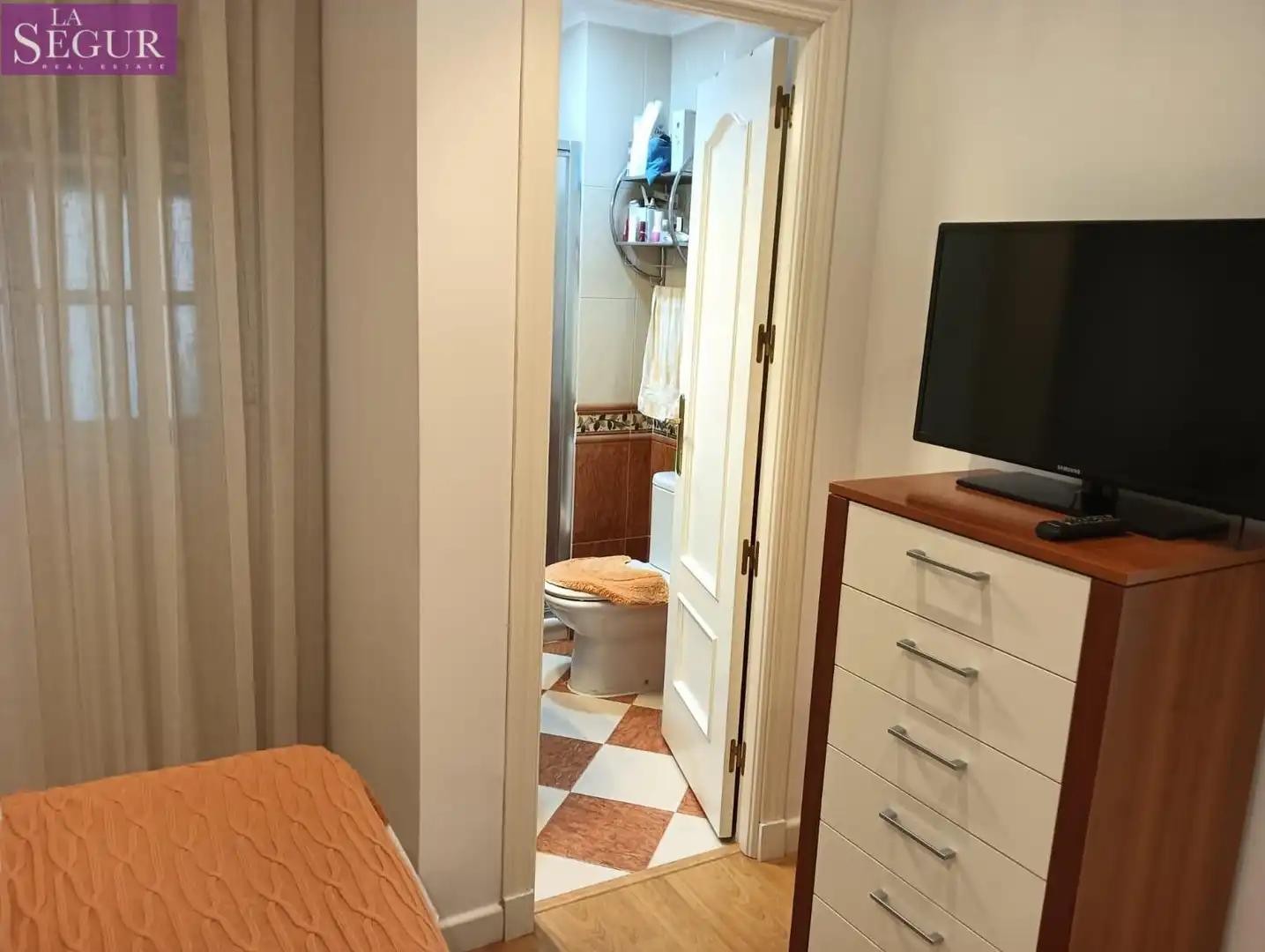 Baño de Piso en venta en Cádiz