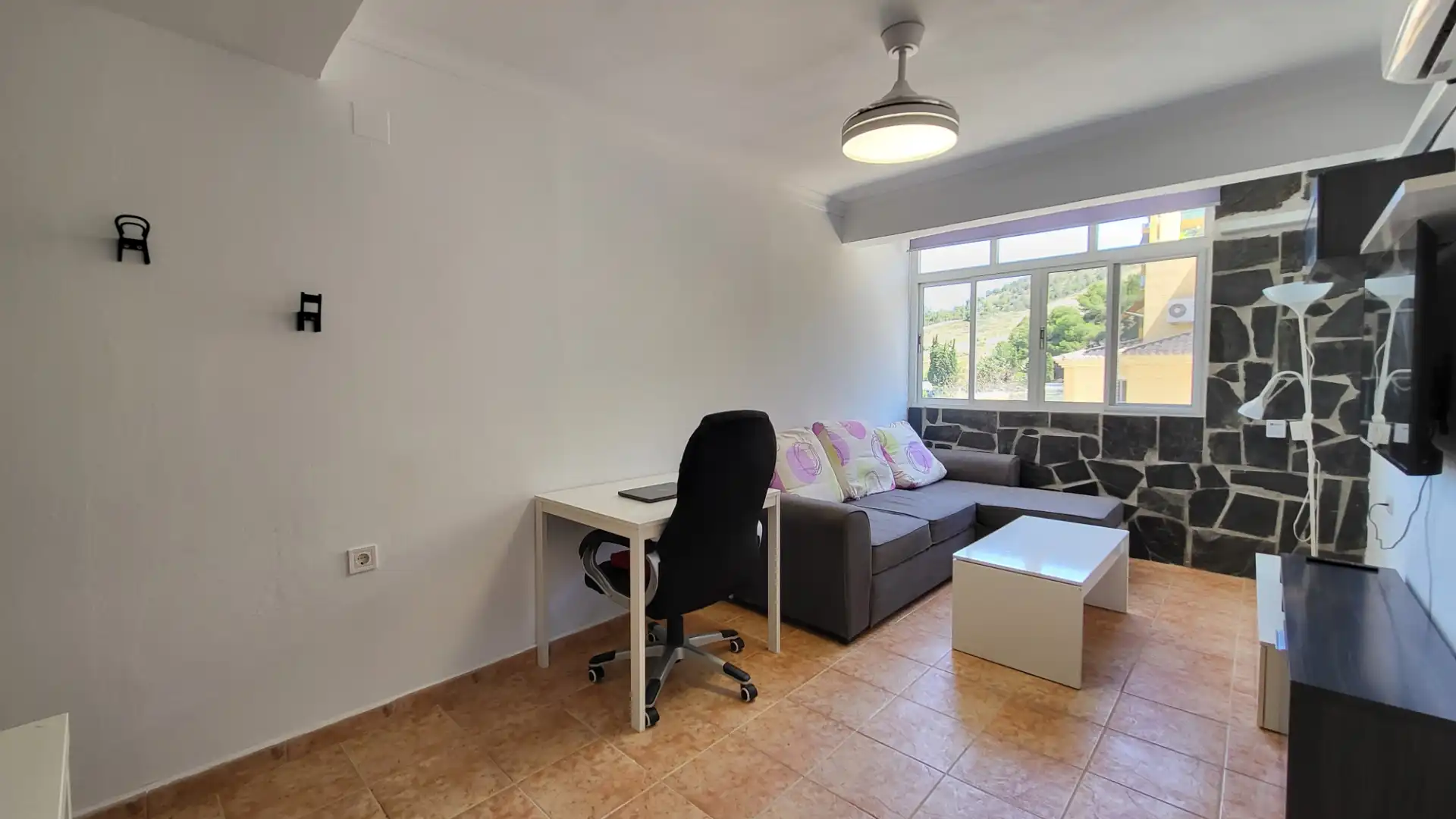 Living room of Flat for sale in Málaga  with Air Conditioner