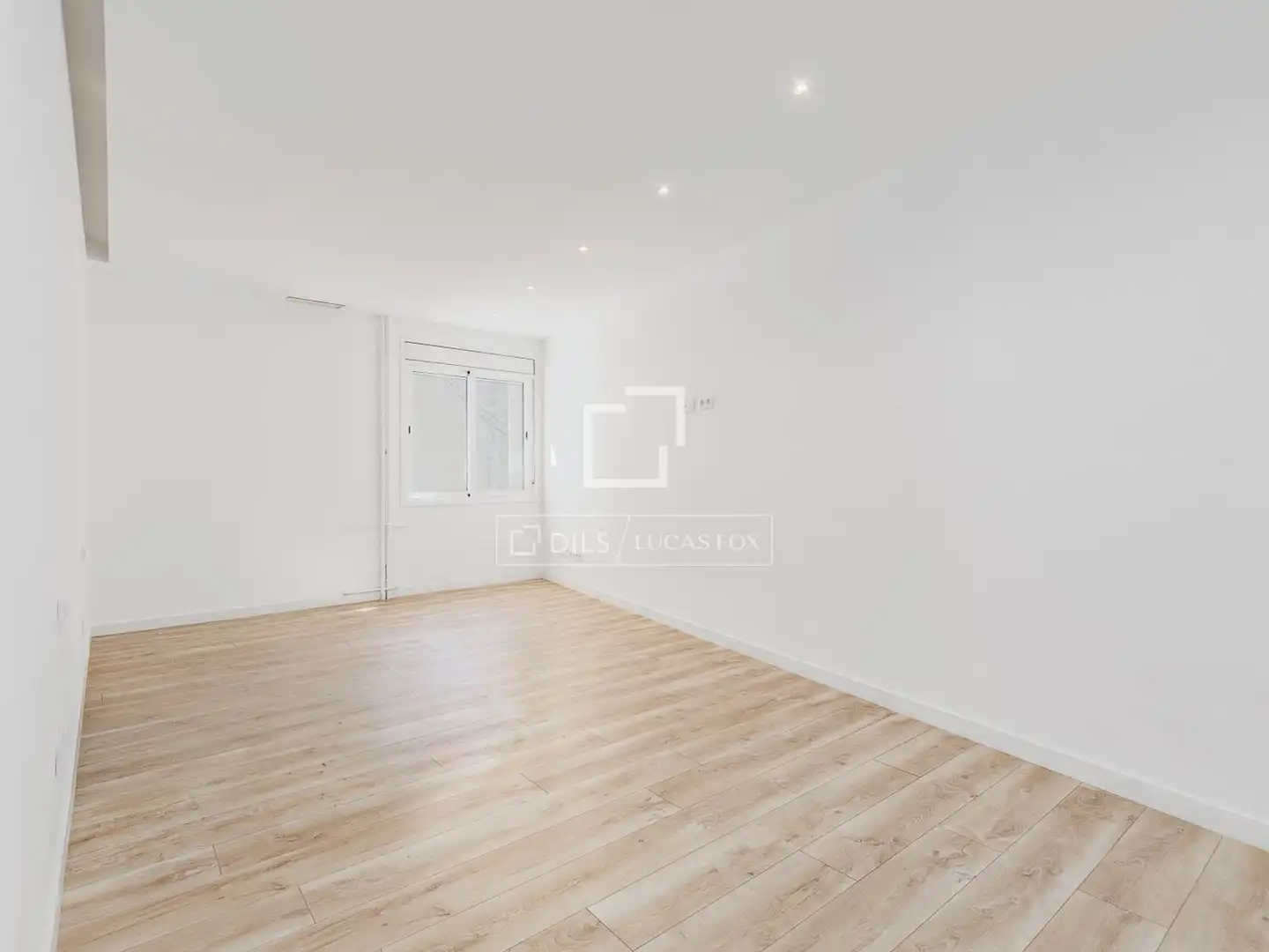 Habitación de Piso en venta en Barcelona con Aire acondicionado y Calefacción